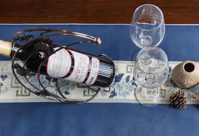 호텔 Floral Fenghuang Feng Xue Ye Gui Ren