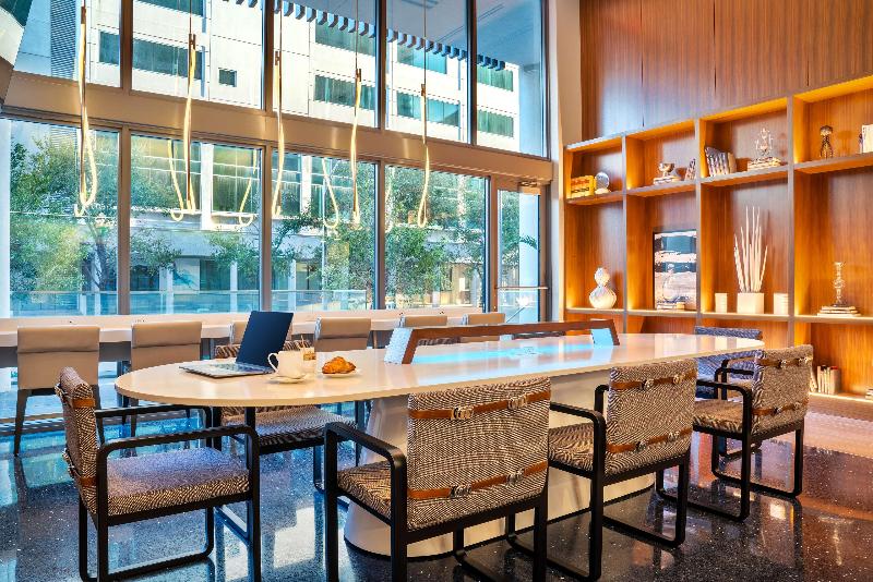 Отель Hyatt Centric Las Olas Fort Lauderdale