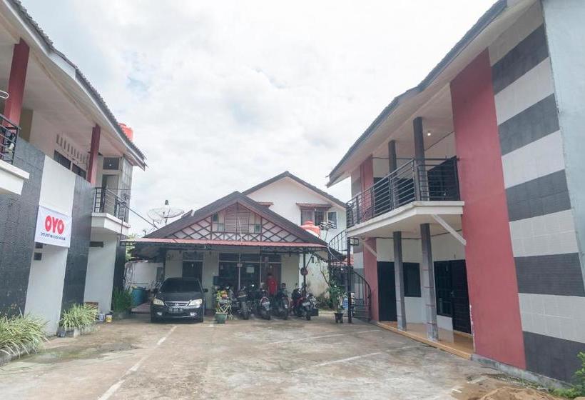 호텔 Oyo 2187 Hm Guest House