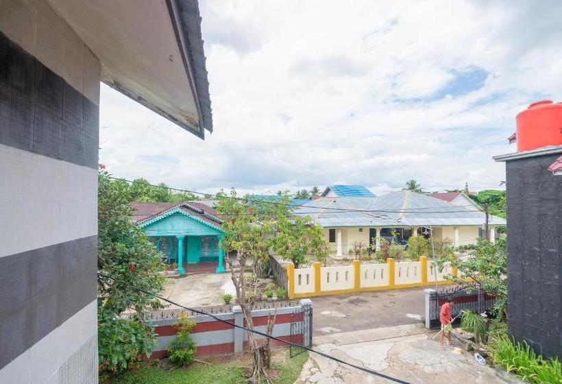 호텔 Oyo 2187 Hm Guest House