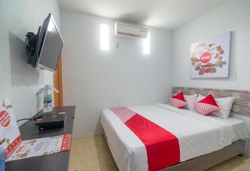 호텔 Oyo 2187 Hm Guest House