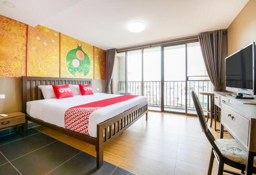 Отель Oyo 458 Nakorn Siam Boutique