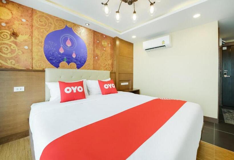 Отель Oyo 458 Nakorn Siam Boutique