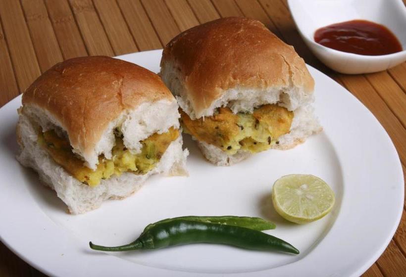 호텔 Oyo 46263 Raida Lodge