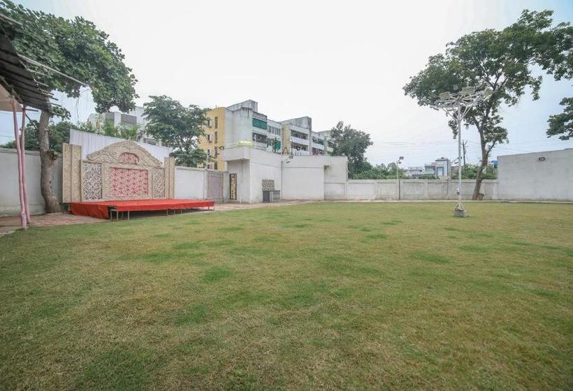 فندق Spot On 62797 Raj Celebration