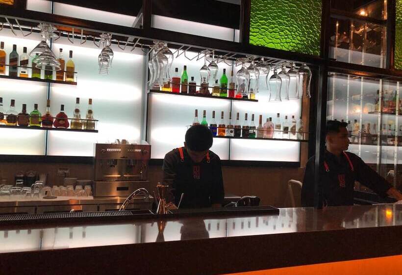 Отель Surya Lima