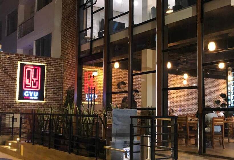 Отель Surya Lima