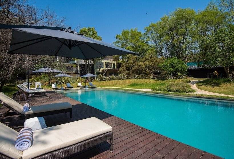 Vivari Hotel And Spa By Mantis