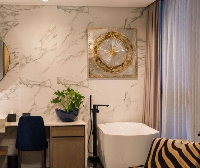 Vivari Hotel And Spa By Mantis