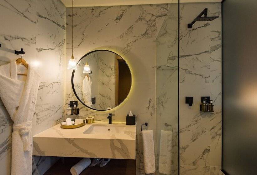 Vivari Hotel And Spa By Mantis