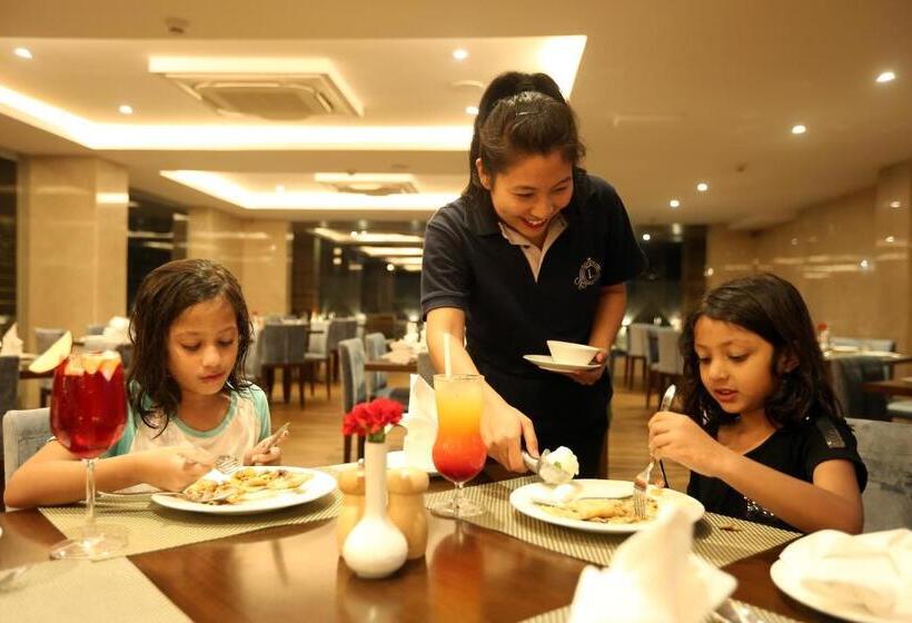 Resort The Lohias, Goa Candolim