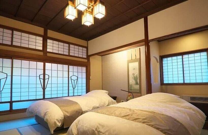 Рёкан Hikage Onsen