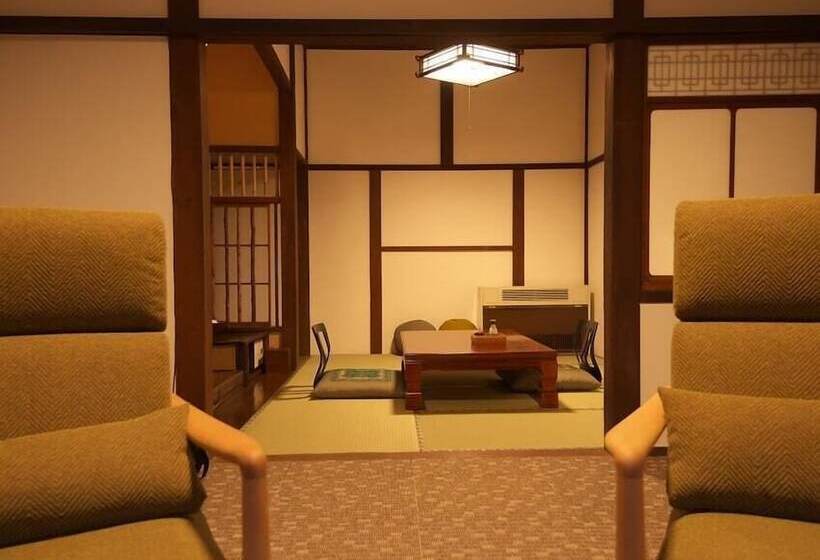 Рёкан Hikage Onsen