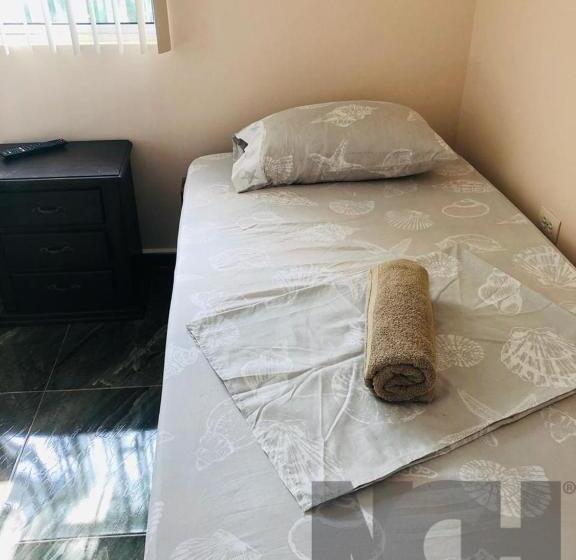 ユースホステル Apartamento Turistico Eisamar