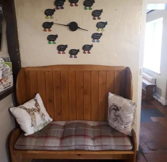 فندق صغير Seven Stars Inn