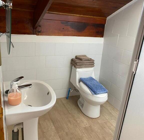 مبيت وإفطار Hermosas Habitaciones Para 1   2 O 4 Personas