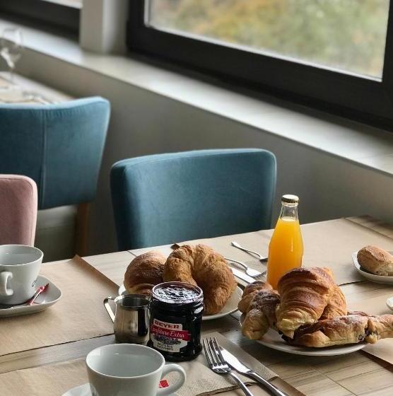 Bed and Breakfast Domaine Du Haut Koenigsbourg