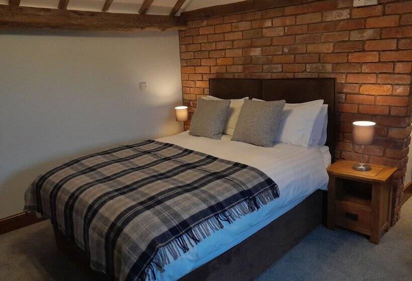 مبيت وإفطار The Dolfor Inn