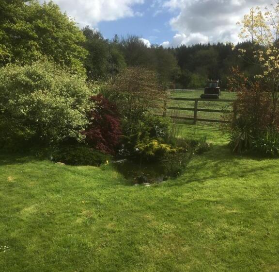 Bed and Breakfast Woodlands Cottage Farm