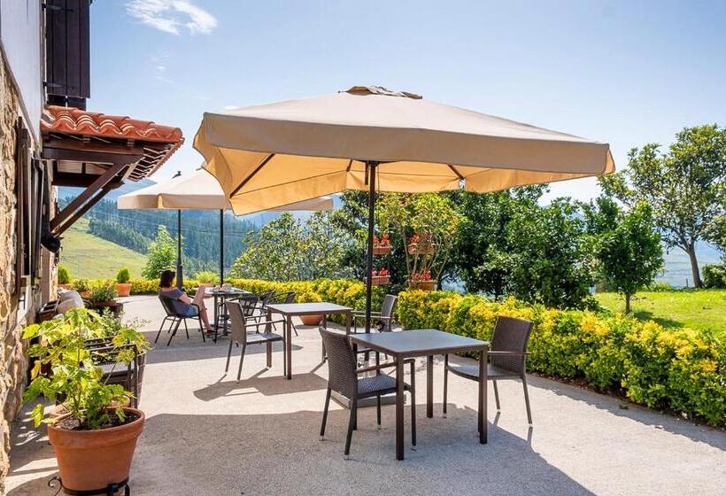 هتل Astei Nekazalturismoa