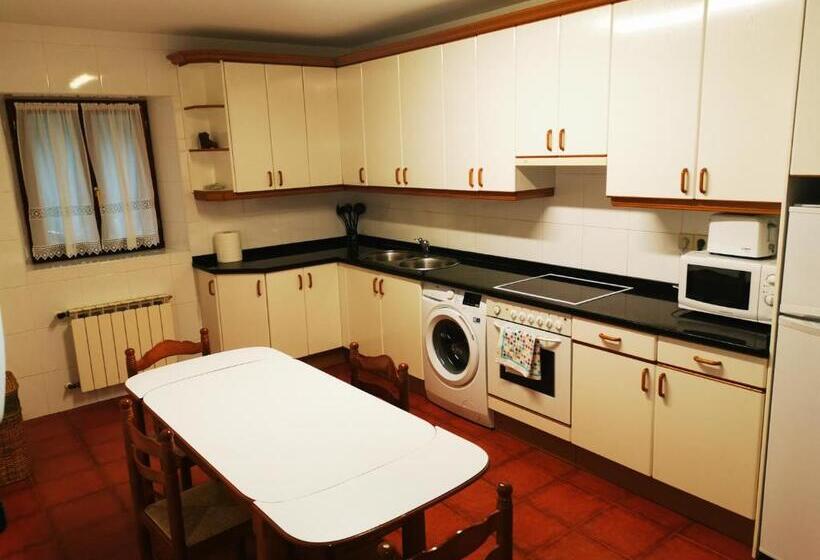 هتل Astei Nekazalturismoa