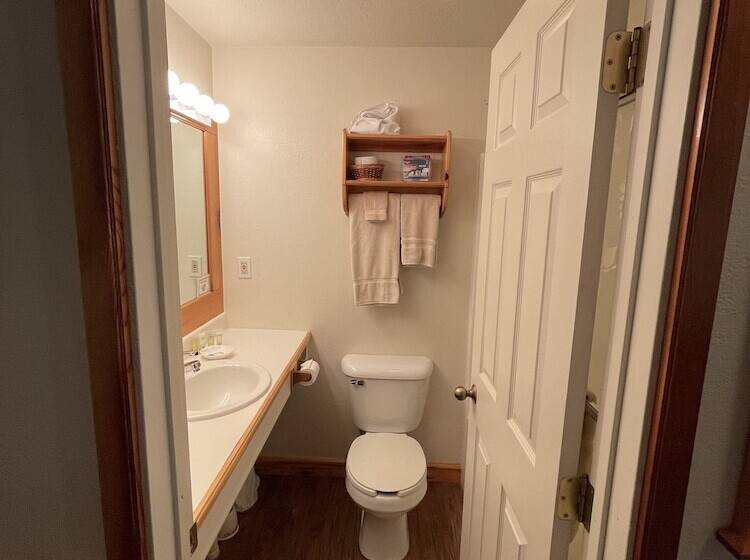 בית מלון כפרי Beaver Valley Lodge