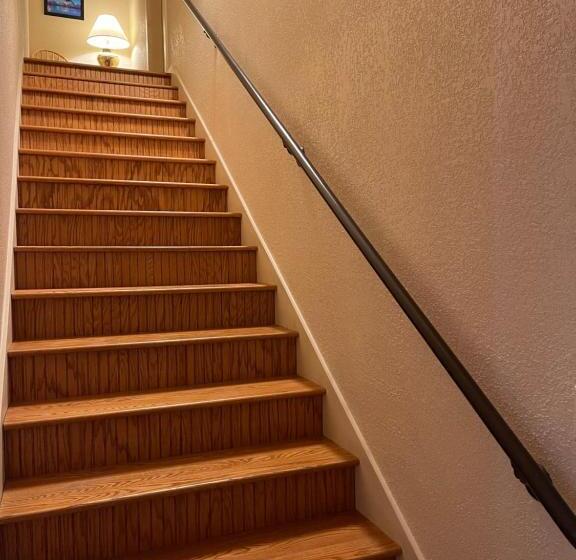 בית מלון כפרי Beaver Valley Lodge