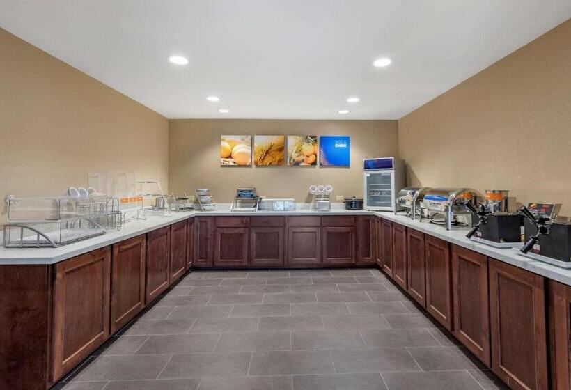 فندق Comfort Suites