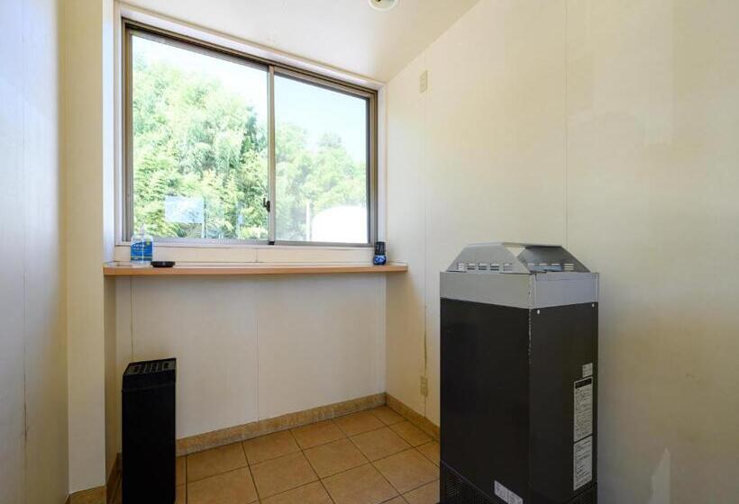 בית מלון כפרי Econo Kameyama