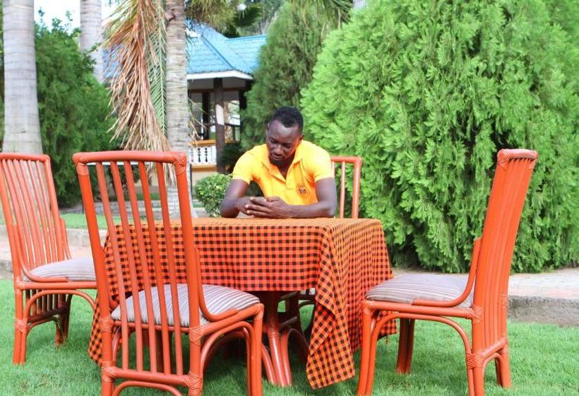 בית מלון כפרי Lesa Garden