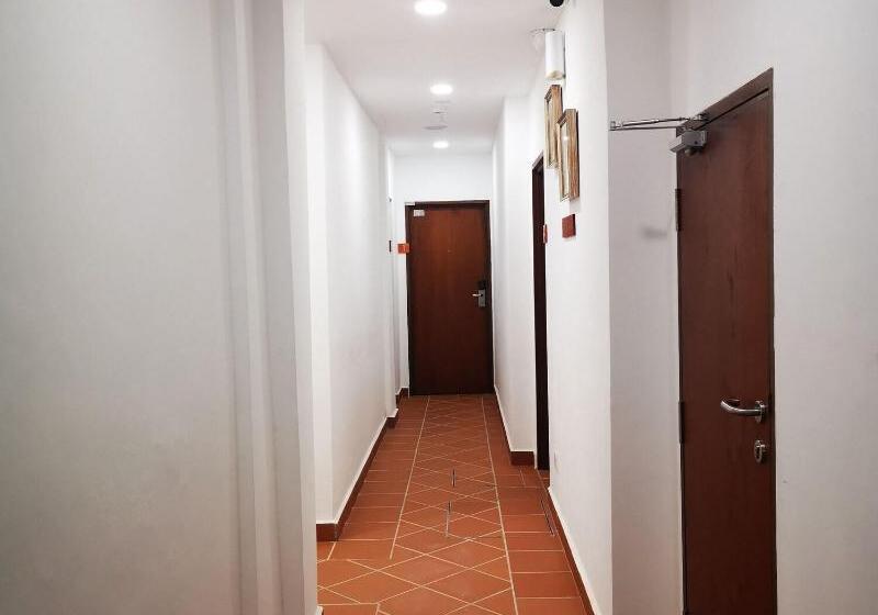 酒店 Mclane Boutique