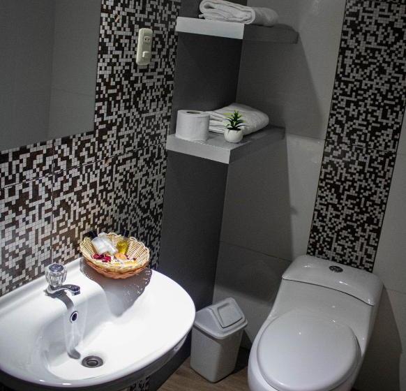 酒店 Serk Ana Suite Hostal