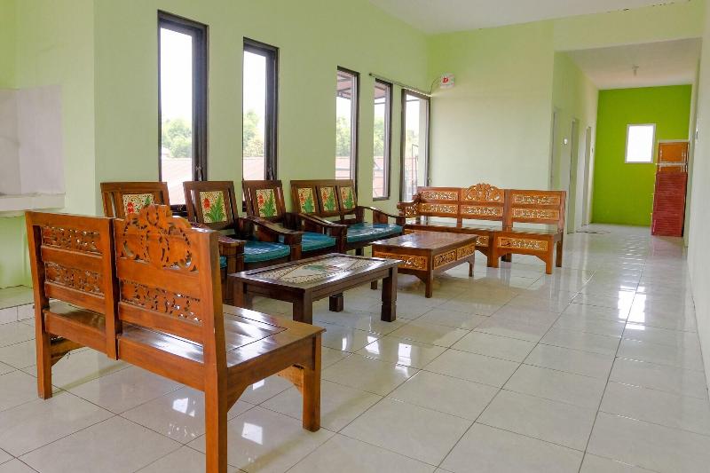 호텔 Spot On 2081 Sriwijaya Family Residence