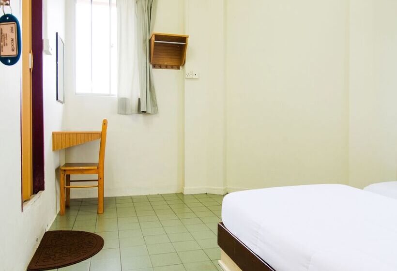 فندق Spot On 89582 Evergreen