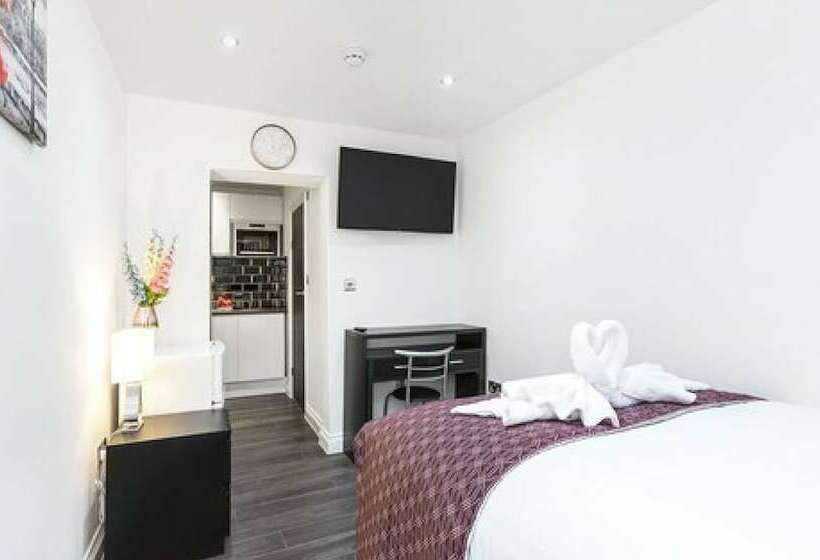 Oyo Orchid Apartments