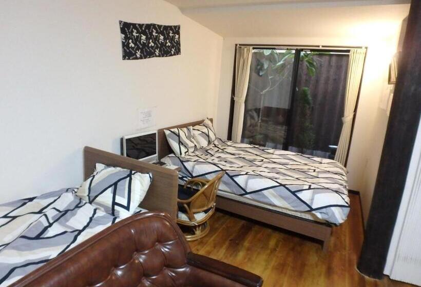 پانسیون 京の宿 西大路 Familie