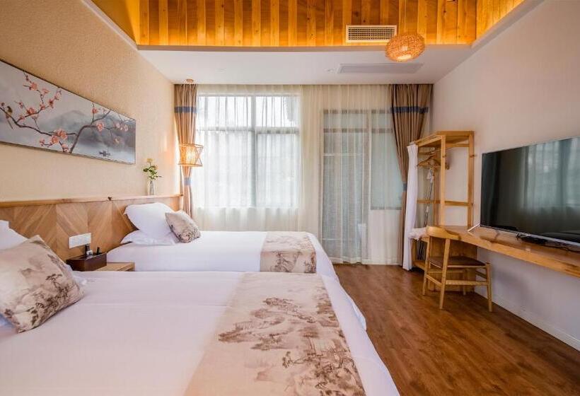 Пансион Floral Tengchong Mountain Residence