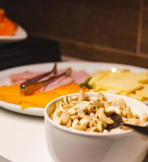 膳宿费 Pousada Aconchego Noronha