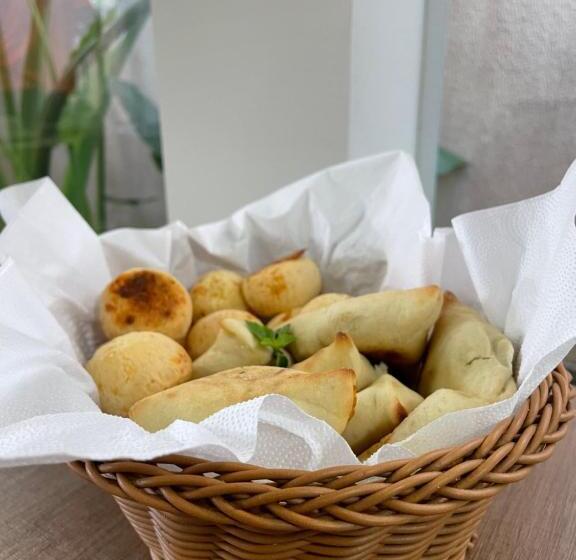 膳宿费 Pousada Aconchego Noronha