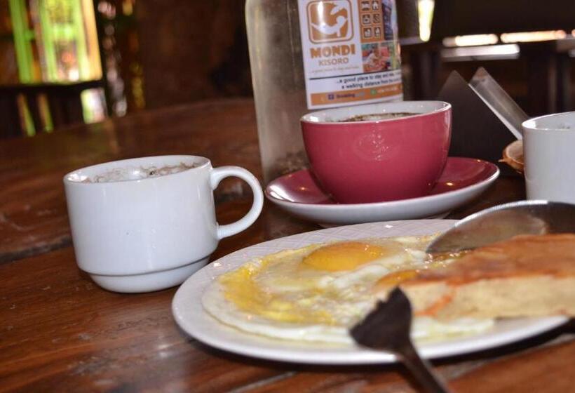 تختخواب و صبحانه Mondi Lodge Kisoro