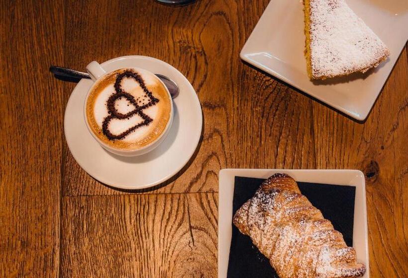 ホテル Albergo Centrale