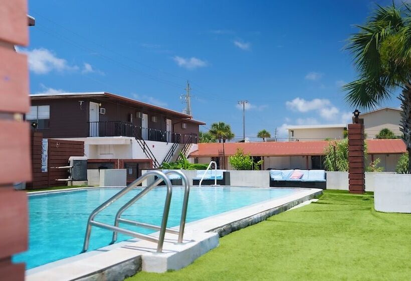 فندق Banana Peel Lodge