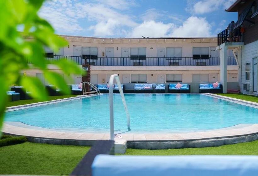 فندق Banana Peel Lodge