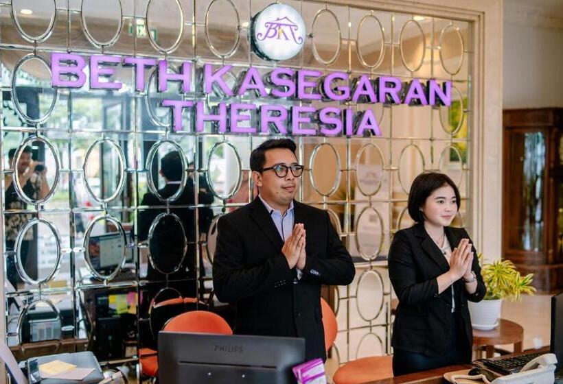 בית מלון כפרי Beth Kasegaran Theresia