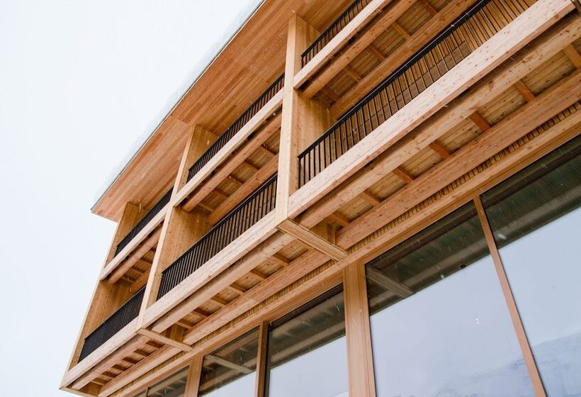 בית מלון כפרי Campra Alpine Lodge & Spa