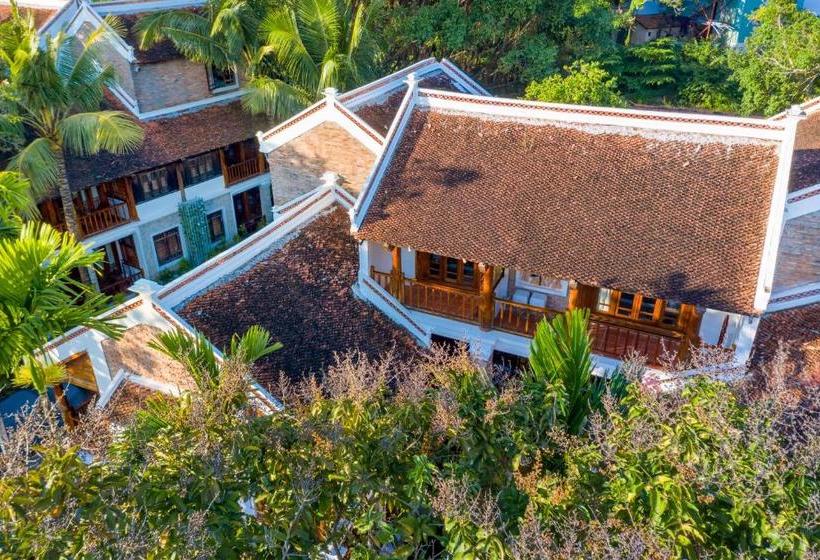 هتل Old Town Resort Phu Quoc