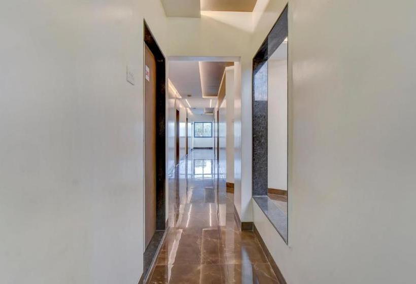 ホテル Oyo 63444  Ganesh Executive