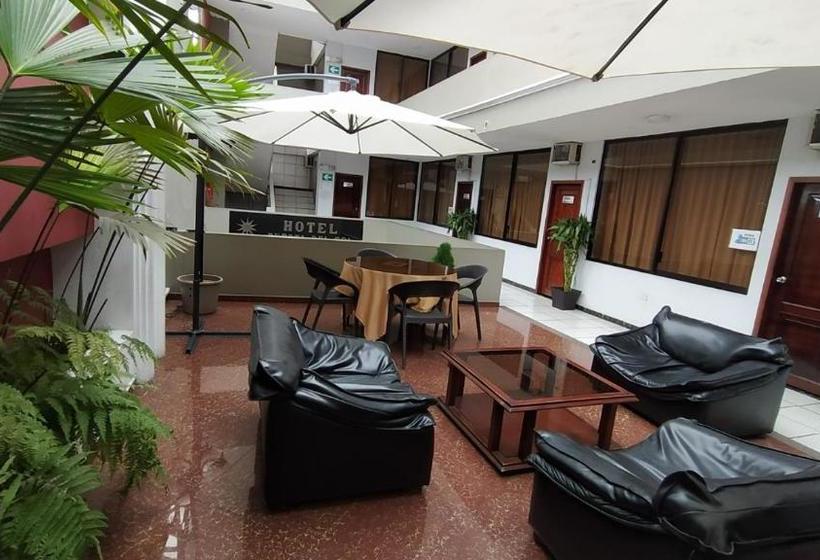 Отель Puerta Del Sol