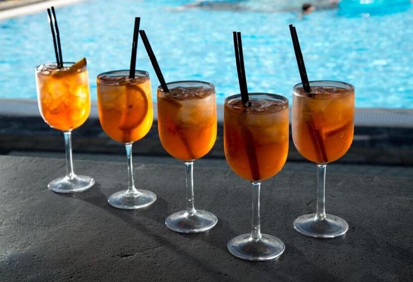 فندق Rafael готель рафаель