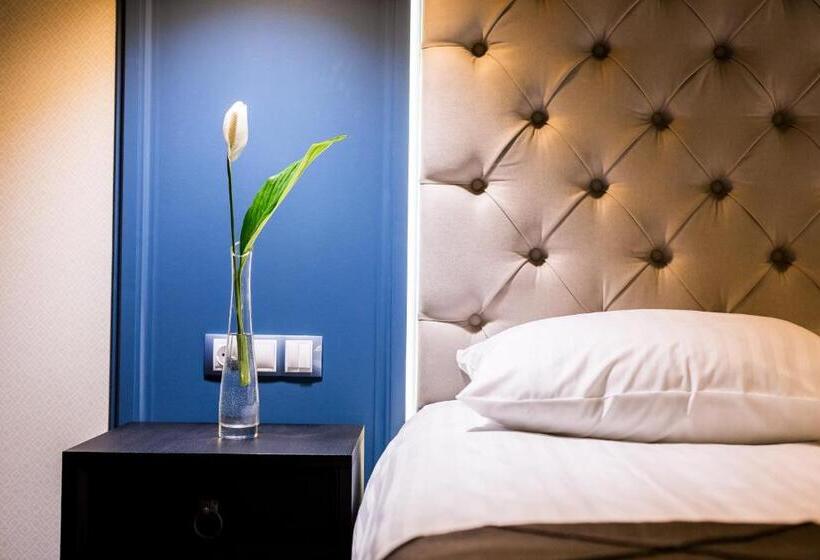 فندق Rafael готель рафаель